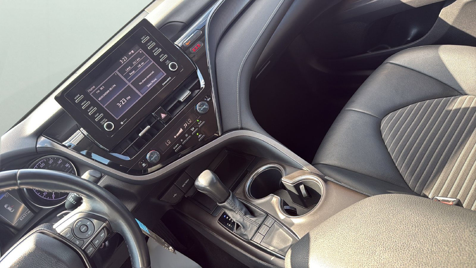 Used 2022 Toyota Camry SE w/ Carpet Mat Package (TMS) FWD image 20