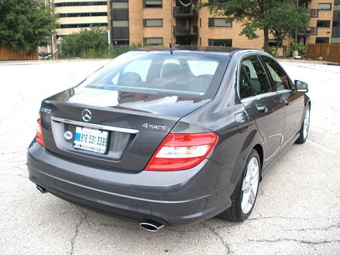 Used 2010 Mercedes-Benz C 300 4MATIC Sedan image 10