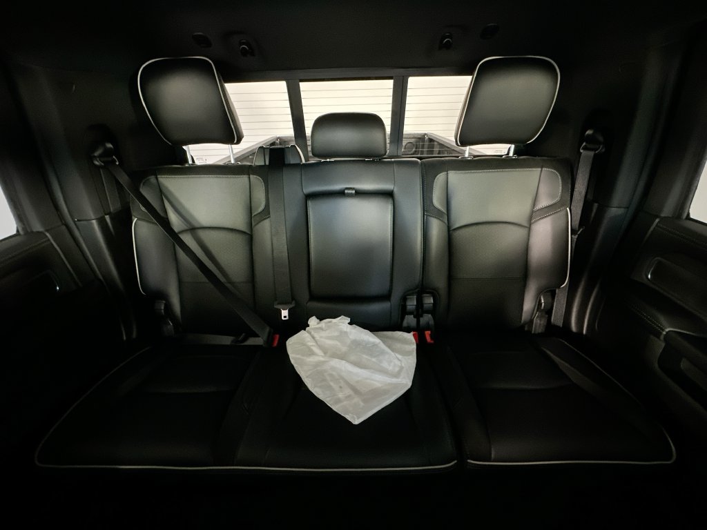 New 2026 RAM 2500 Laramie w/ Night Edition AWD/4WD image 10