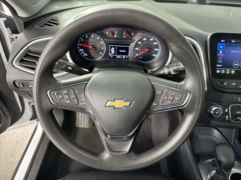 Used 2023 Chevrolet Malibu LS image 11