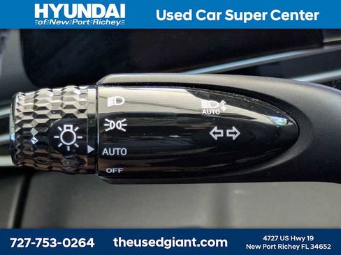 Used 2023 Hyundai Elantra SEL w/ Convenience Package FWD image 29