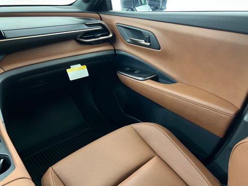 New 2026 Toyota Crown Signia image 10