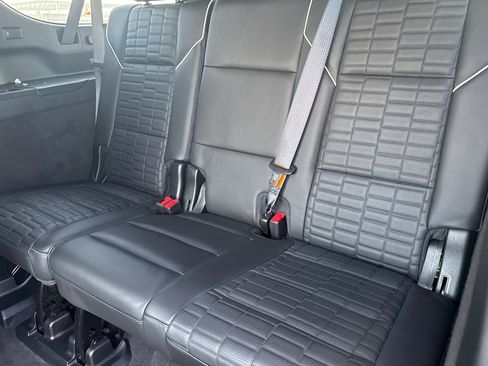 Certified 2024 Cadillac Escalade ESV Premium Luxury Platinum image 18