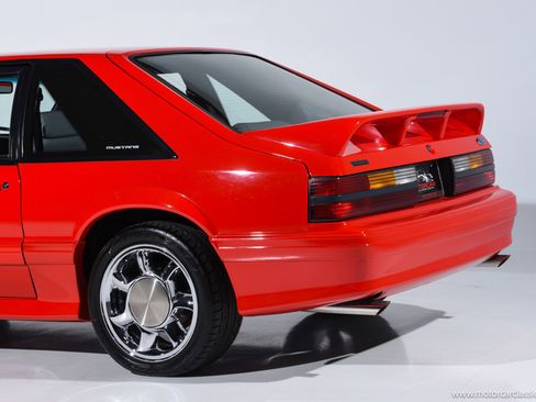 Used 1993 Ford Mustang Cobra image 10
