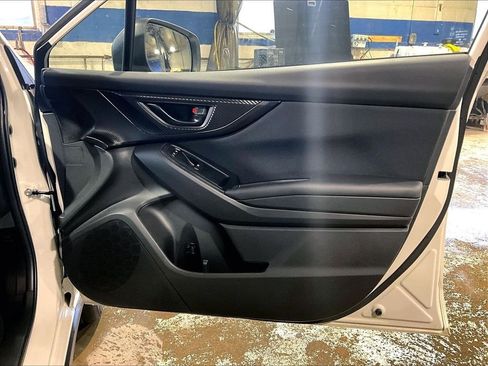 Used 2023 Subaru Crosstrek 2.0i image 19