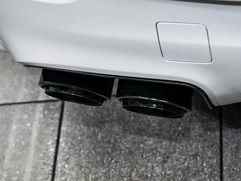 Used 2022 Porsche Cayenne GTS image 95