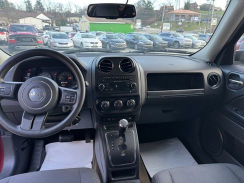 Used 2016 Jeep Patriot Sport w/ Power Value Group image 12
