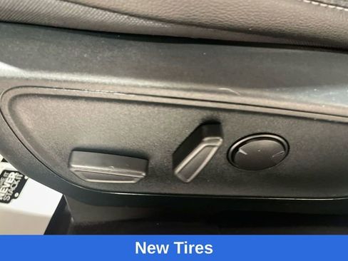 Used 2022 Ford Escape SEL AWD/4WD image 12