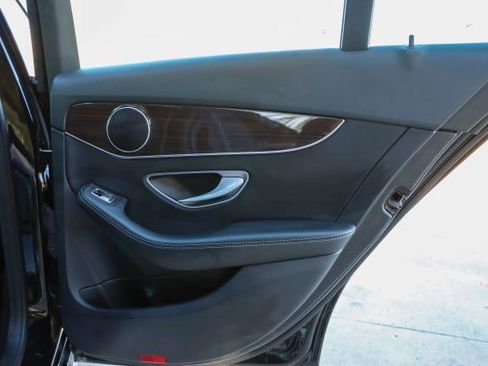 Used 2018 Mercedes-Benz C 300 C 300 image 13