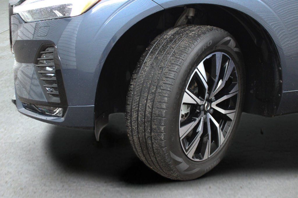 Used 2024 Volvo XC60 B5 Core w/ Protection Package Premier AWD/4WD image 46