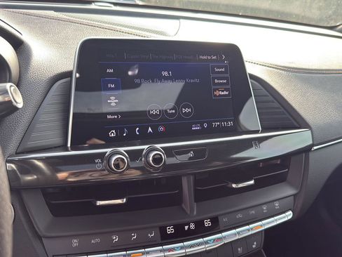 Used 2020 Cadillac CT4 V w/ Climate Package image 17