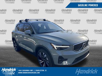 New 2025 Volvo XC40 B5 Ultra w/ Protection Package Premier