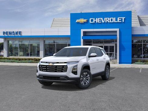 New 2026 Chevrolet Equinox LT w/ Safety and Technology Package AWD/4WD image 8