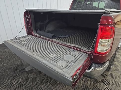 Used 2020 RAM 1500 Big Horn AWD/4WD image 11