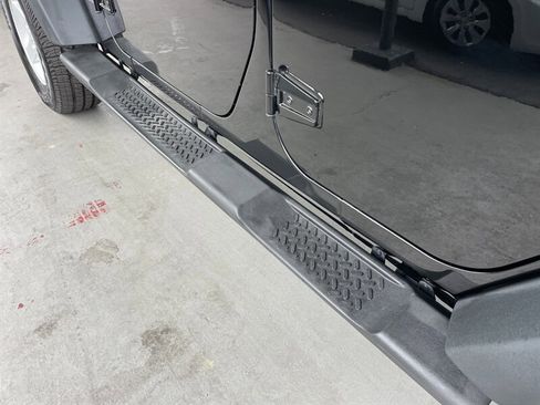 Used 2017 Jeep Wrangler Unlimited Sport w/ Quick Order Package 24S image 26