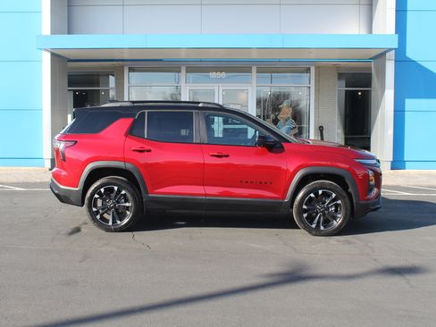 New 2026 Chevrolet Equinox RS w/ Convenience Package III image 3