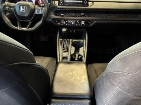 Used 2024 Honda Accord EX image 31