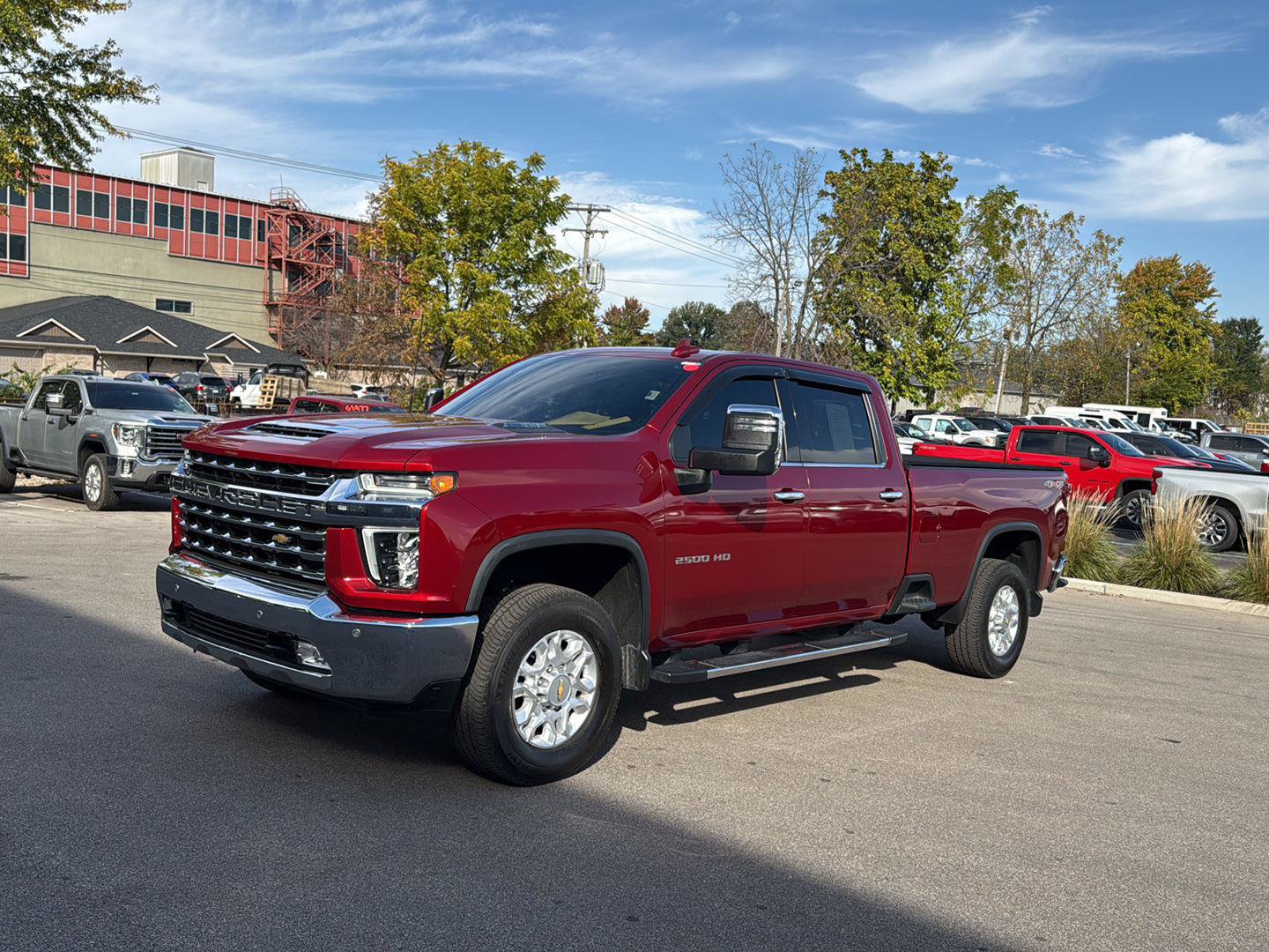 Used 2022 Chevrolet Silverado 2500 LTZ w/ LTZ Plus Package AWD/4WD image 7