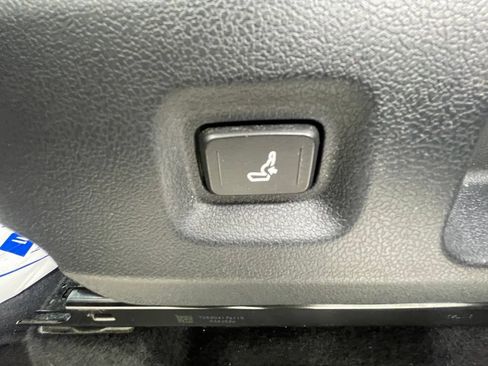 Used 2026 Toyota Tacoma TRD Off-Road AWD/4WD image 16