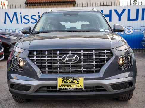 New 2026 Hyundai Venue SEL image 2