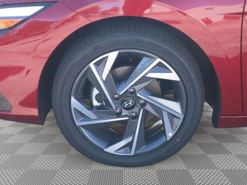 New 2026 Hyundai Elantra Limited image 4