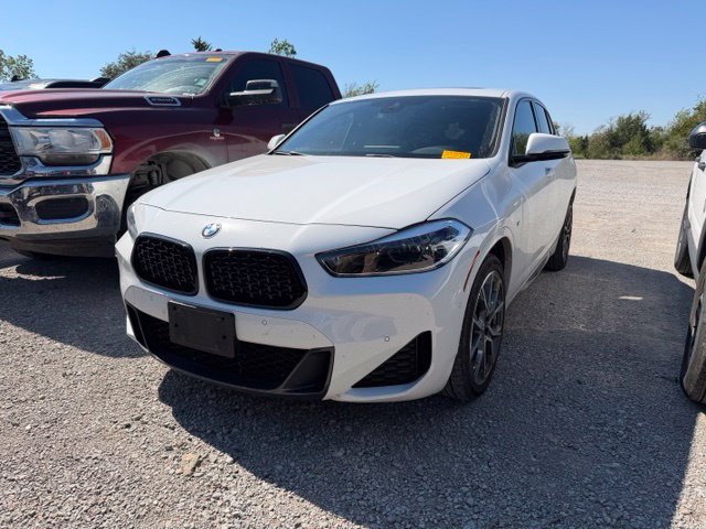 Used 2023 BMW X2 xDrive28i w/ Edition Goldplay AWD/4WD image 2