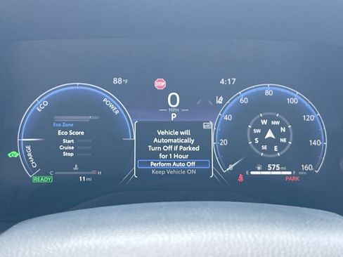 Used 2026 Toyota Sienna XSE FWD image 4