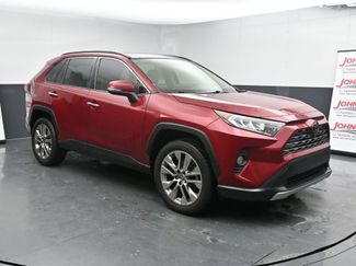 Used 2020 Toyota RAV4 Limited video 2