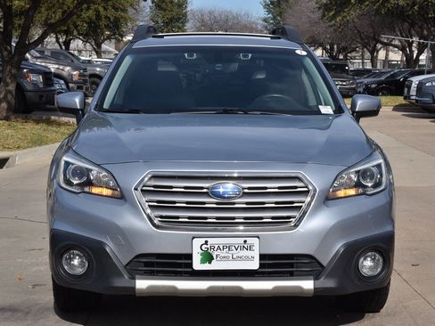 Used 2017 Subaru Outback 2.5i Limited image 3