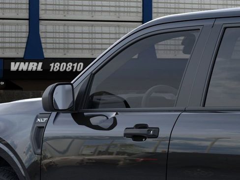 New 2025 Ford Maverick XLT image 21