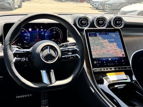 New 2025 Mercedes-Benz GLC 350e 4MATIC image 27