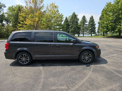 Used 2019 Dodge Grand Caravan GT FWD image 7