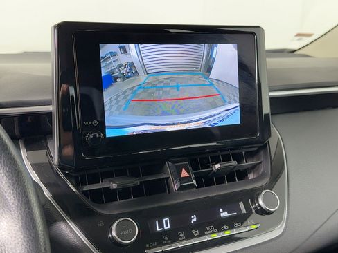 Used 2024 Toyota Corolla LE image 23