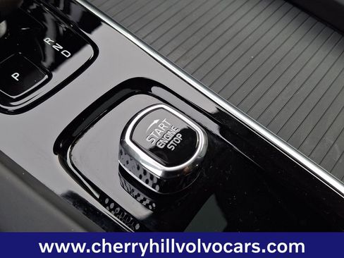 Certified 2023 Volvo XC60 B5 Core w/ Climate Package image 26