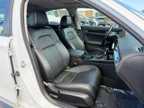 Used 2023 Honda Civic EX-L image 10
