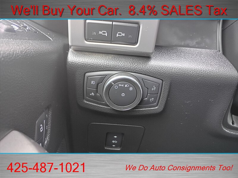 Used 2015 Ford F150 Platinum w/ Equipment Group 701A Luxury AWD/4WD image 25