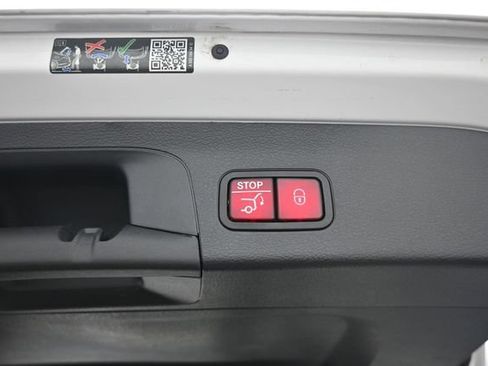 Used 2023 Mercedes-Benz GLS 450 4MATIC image 39