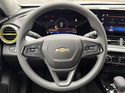 New 2026 Chevrolet Trax LT image 12