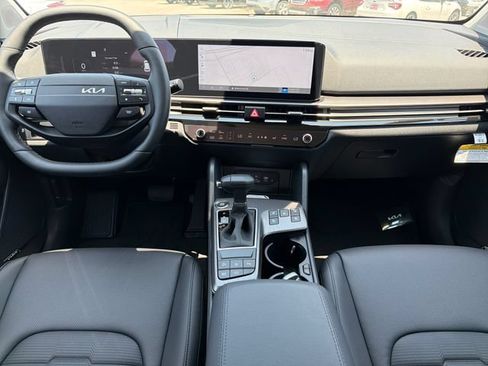 New 2026 Kia Sportage SX AWD/4WD image 9
