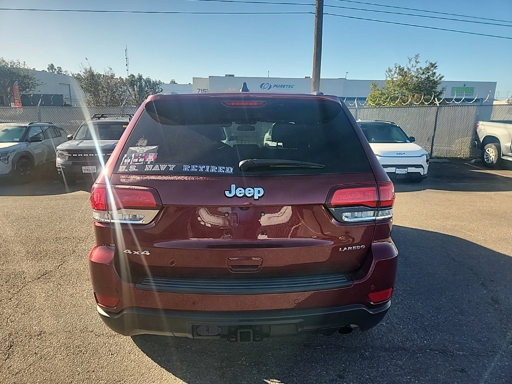 Used 2021 Jeep Grand Cherokee Laredo AWD/4WD image 11