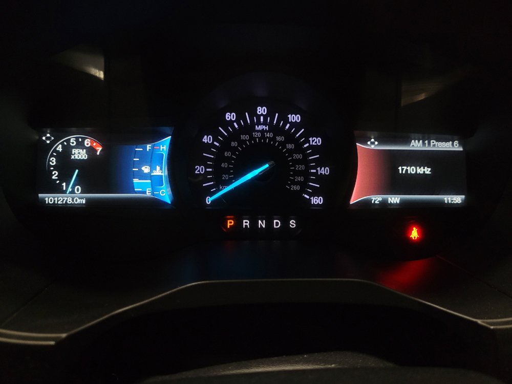 Used 2018 Ford Edge Titanium w/ Equipment Group 301A AWD/4WD image 23