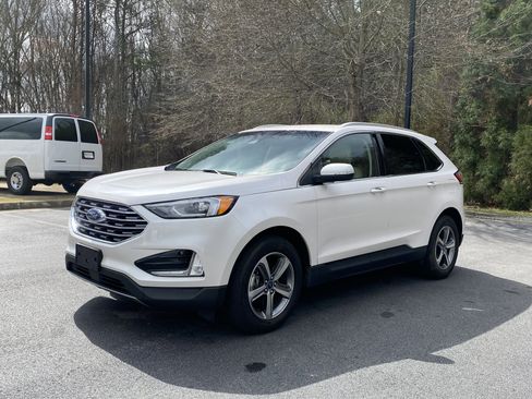 Used 2019 Ford Edge SEL w/ Equipment Group 201A image 5