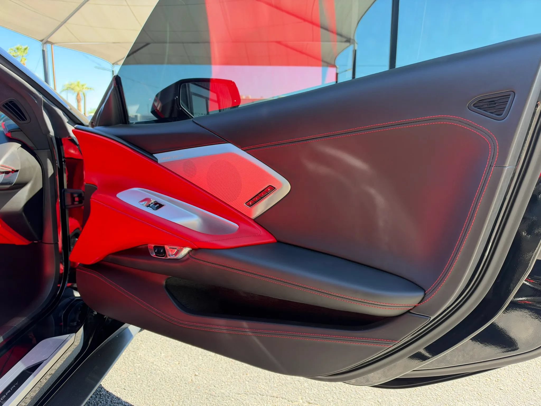 Used 2022 Chevrolet Corvette Stingray Premium Cpe w/ Z51 Performance Package RWD image 20
