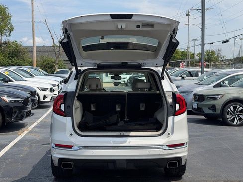 Used 2020 GMC Terrain Denali w/ Denali Premium Package AWD/4WD image 5