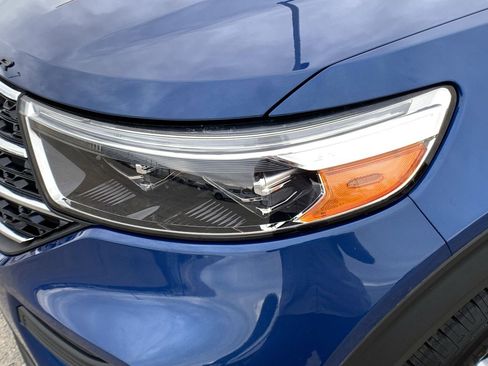 Used 2020 Ford Explorer XLT w/ Class III Trailer Tow Package image 11