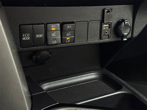 Certified 2017 Toyota RAV4 Limited image 37