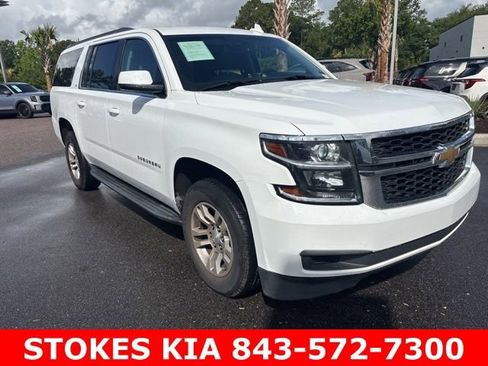 Used 2019 Chevrolet Suburban LT AWD/4WD image 3