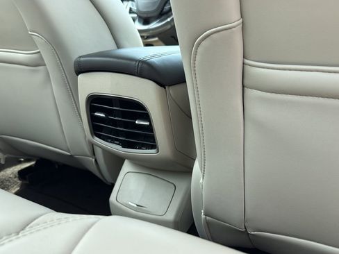 Used 2019 Lincoln MKZ Premiere FWD image 25