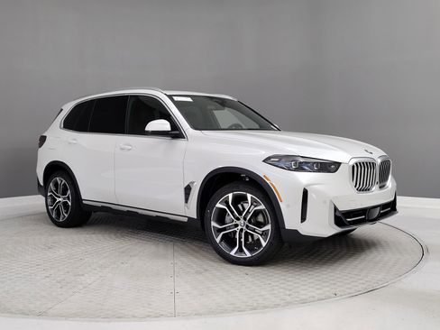 New 2026 BMW X5 sDrive40i w/ Premium Package image 31