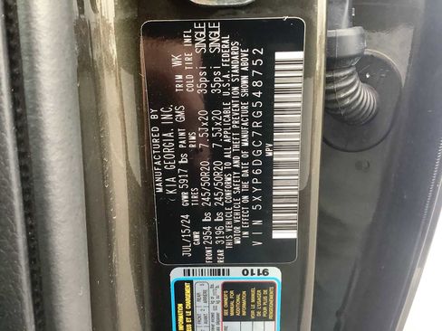 Used 2024 Kia Telluride S w/ S Sunroof Package image 21